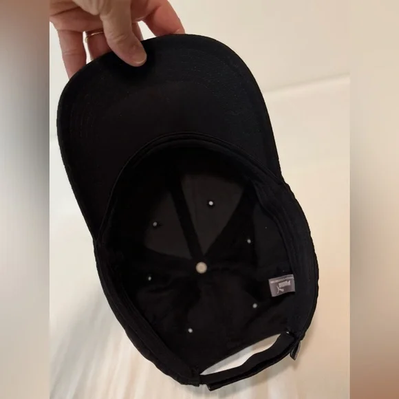 Puma Classic Black Hat. - Picture 4 of 5